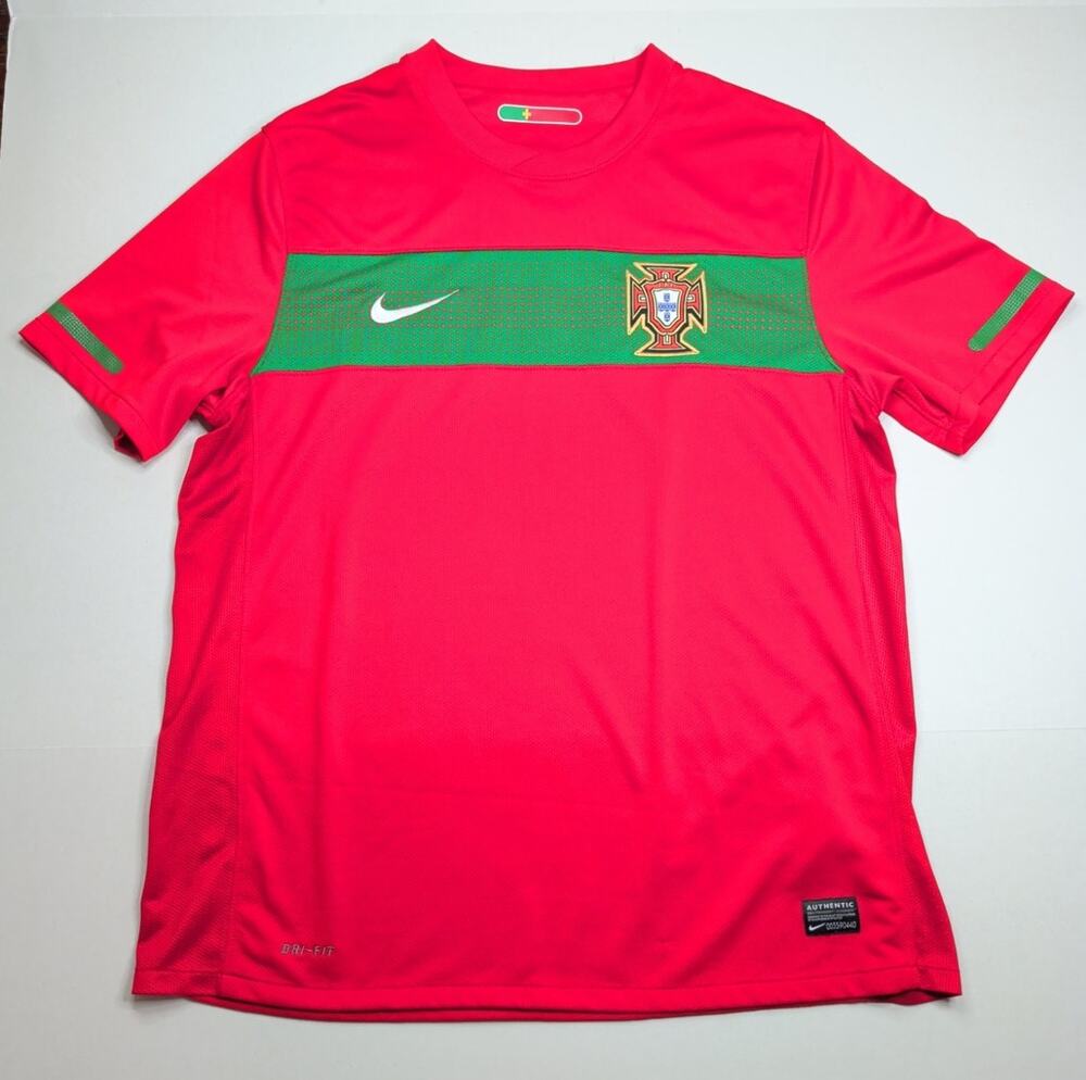 Nike Portugal National Team Home Jersey 2010/11 Red Dri-FIT Football Shirt Siz L